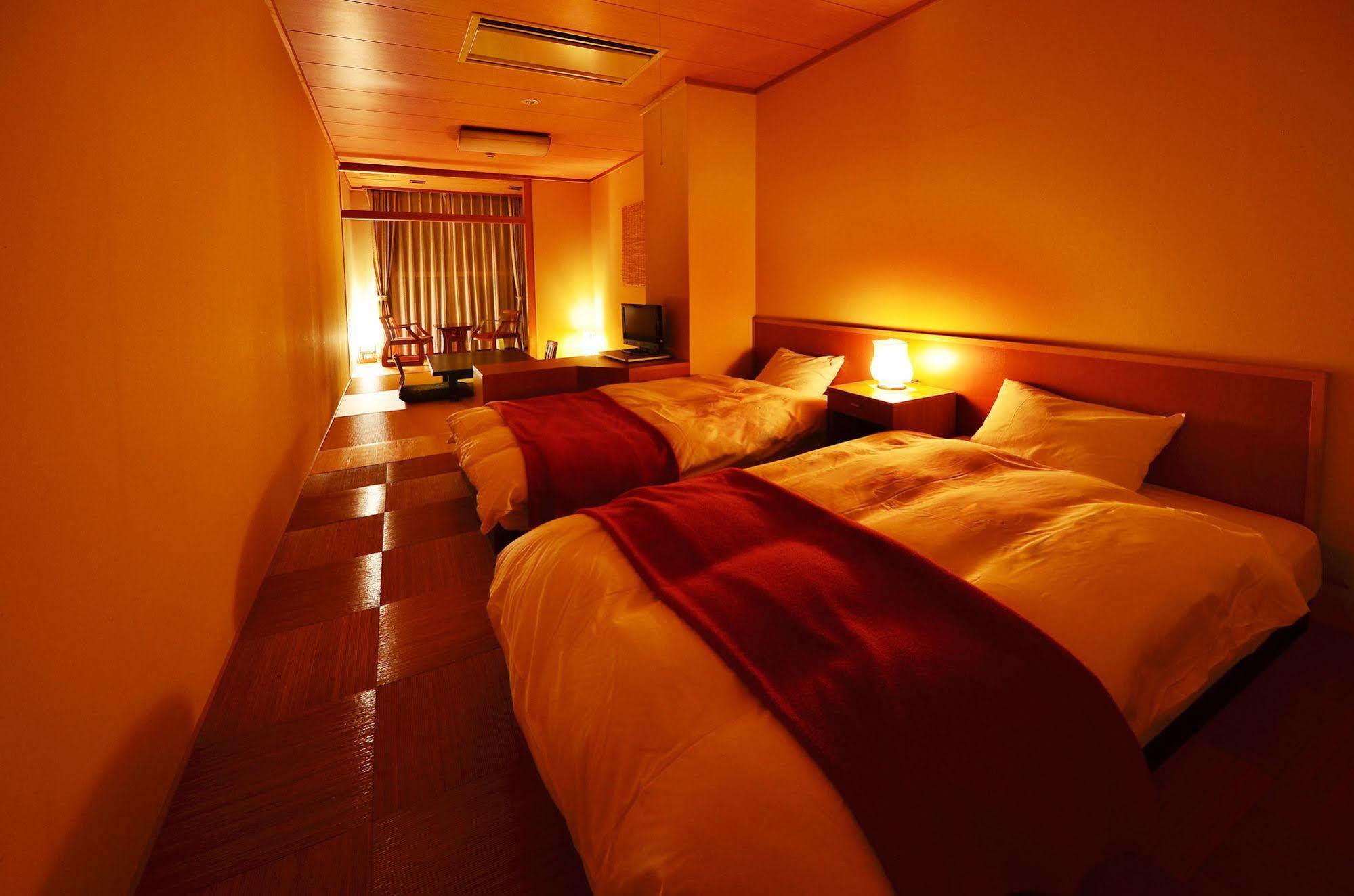 Sunriver Oboke Миёси Экстерьер фото